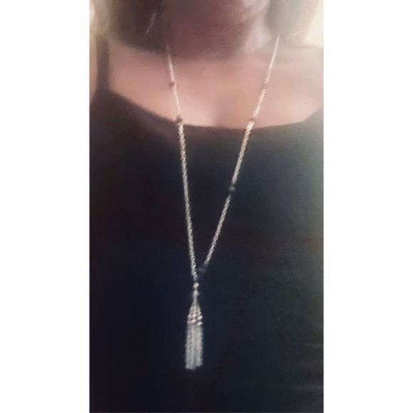 Vintage black and WHITE SPARKLE TASSLE NECKLACE - Picture 2 of 6